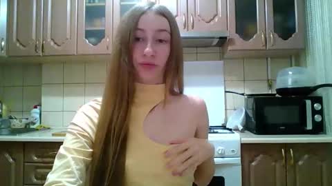 Monica online show from March 20, 8:57 pm