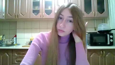 Monica online show from April 7, 8:09 pm