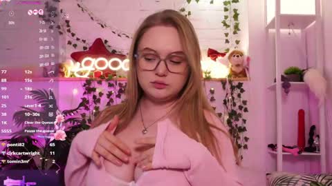 monicaasis online show from April 15, 7:58 pm