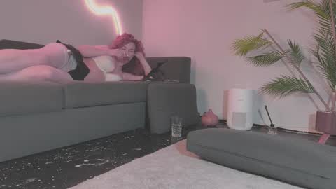 Monica online show from February 16, 11:06 am