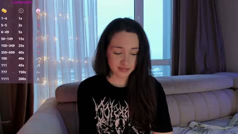 Monica online show from February 8, 1:54 pm