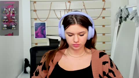 Monika online show from January 11, 6:01 pm