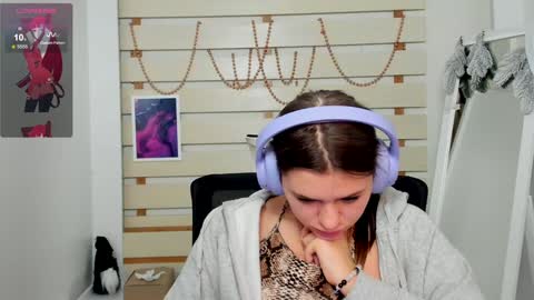 Monika online show from January 12, 6:05 pm