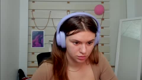 Monika online show from February 19, 1:39 pm