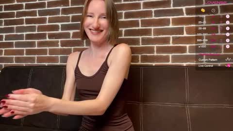 Snapshot of monikabos chatting on October 24, 9:22 pm MonikaBos online show from October 24, 9:22 pm