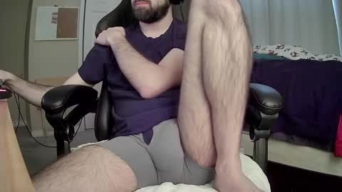 Snapshot of monkey_4u chatting on January 23, 8:56 pm monkey_4u online show from January 23, 8:56 pm