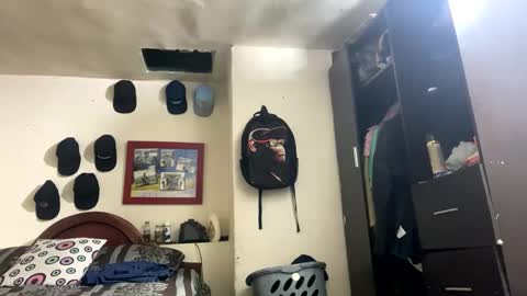 simon dice online show from February 14, 9:21 pm