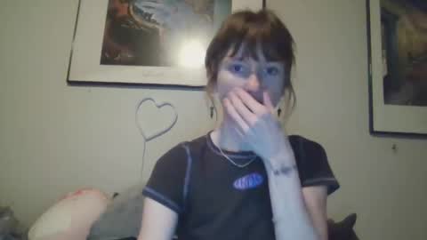 Snapshot of monkeygirl99 chatting on March 6, 12:40 am monkeygirl9 come play with me slut daddy bad spanking cute girl submissive online show from March 6, 12:40 am