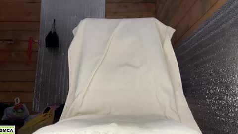 Monni online show from December 24, 7:39 am