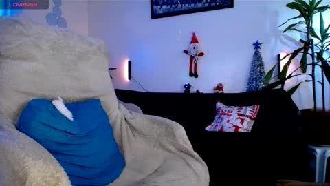 Snapshot of monnojones chatting on December 29, 9:30 pm monnojones online show from December 29, 9:30 pm