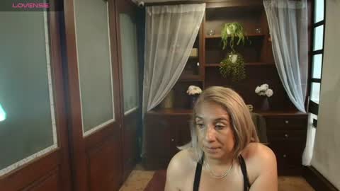 MONSERRAT online show from July 8, 1:26 pm