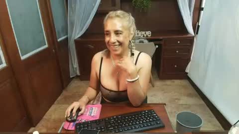 MONSERRAT online show from July 28, 6:20 pm