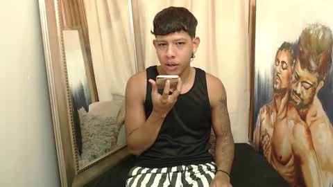 Snapshot of monsoon_the_best chatting on September 18, 2:35 am monsoon_the_best online show from September 18, 2:35 am