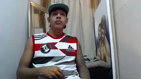 Snapshot of monsoon_the_best chatting on October 14, 2:56 am monsoon_the_best online show from October 14, 2:56 am