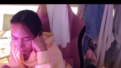 Snapshot of monstercockselfsuck chatting on December 13, 2:49 pm ELYSE A SIMPLE GIRL online show from December 13, 2:49 pm