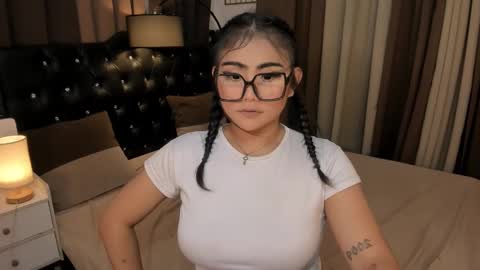 Snapshot of monstrouscockdivaontop chatting on December 6, 9:54 am Ruthie online show from December 6, 9:54 am