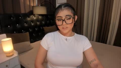 Snapshot of monstrouscockdivaontop chatting on December 14, 8:23 am Ruthie online show from December 14, 8:23 am