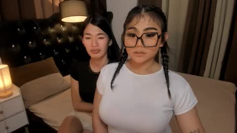 Snapshot of monstrouscockdivaontop chatting on December 22, 10:38 am Ruthie online show from December 22, 10:38 am