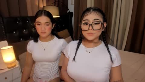 Snapshot of monstrouscockdivaontop chatting on January 6, 4:36 am Ruthie online show from January 6, 4:36 am