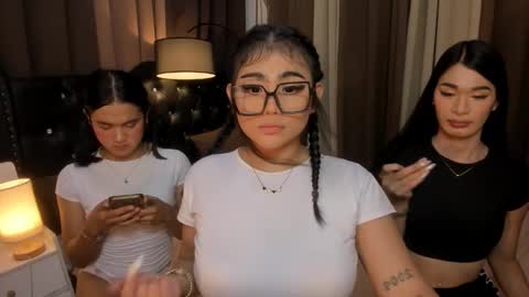 Snapshot of monstrouscockdivaontop chatting on January 6, 7:52 am Ruthie online show from January 6, 7:52 am