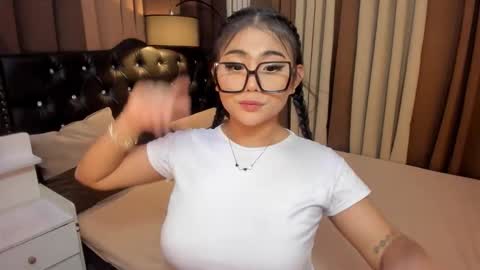 Snapshot of monstrouscockdivaontop chatting on January 11, 10:51 pm Ruthie online show from January 11, 10:51 pm