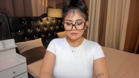 Snapshot of monstrouscockdivaontop chatting on January 15, 7:55 pm Ruthie online show from January 15, 7:55 pm