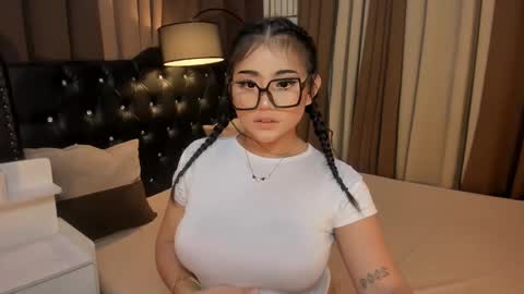 Snapshot of monstrouscockdivaontop chatting on January 16, 6:59 pm Ruthie online show from January 16, 6:59 pm