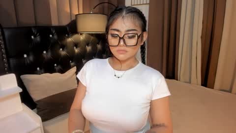 Snapshot of monstrouscockdivaontop chatting on January 25, 2:58 pm Ruthie online show from January 25, 2:58 pm