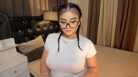 Snapshot of monstrouscockdivaontop chatting on February 20, 6:02 pm Ruthie online show from February 20, 6:02 pm