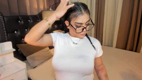 Snapshot of monstrouscockdivaontop chatting on February 25, 11:30 am Ruthie online show from February 25, 11:30 am