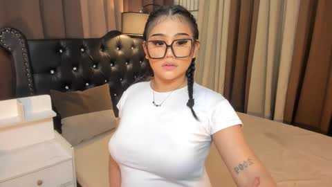 Snapshot of monstrouscockdivaontop chatting on March 4, 3:55 am Ruthie online show from March 4, 3:55 am