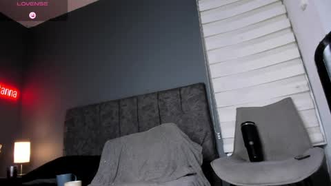 mont_777 online show from May 22, 1:17 pm