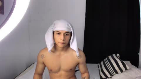 Snapshot of montes_juan chatting on September 27, 5:40 pm montes_juan online show from September 27, 5:40 pm