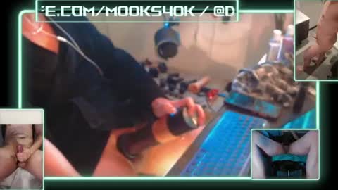 M00ks online show from August 7, 11:40 pm