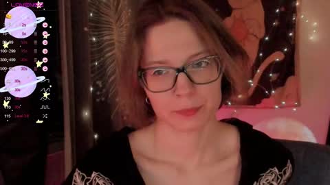 Roxy online show from December 4, 7:44 pm