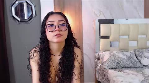 moon_and_fire_ online show from February 7, 4:38 am