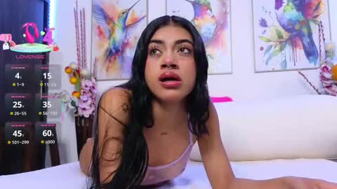 Snapshot of moon_celeste chatting on November 9, 12:58 pm Moon online show from November 9, 12:58 pm