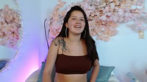 Snapshot of moon_daughter chatting on March 5, 12:33 pm Luna online show from March 5, 12:33 pm