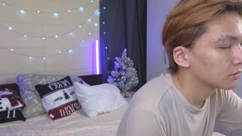 Felix and Maddy online show from December 16, 8:19 am