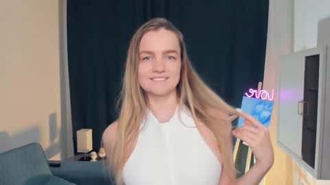 moon_puzzles online show from January 16, 8:13 pm