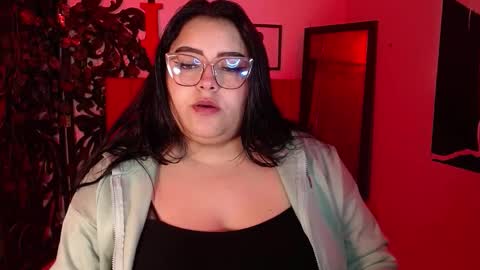 moon_sunflowers online show from December 15, 12:20 pm