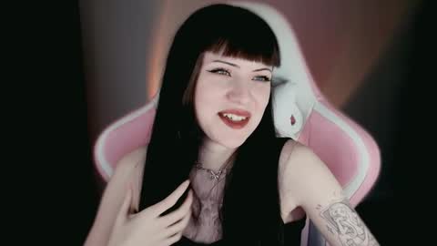  sophie  online show from June 6, 7:29 pm