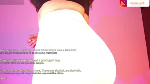 Snapshot of moonbella_bell chatting on May 12, 4:42 am bell online show from May 12, 4:42 am