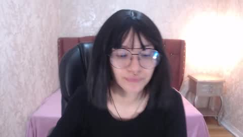 Charlotte online show from March 3, 4:24 pm