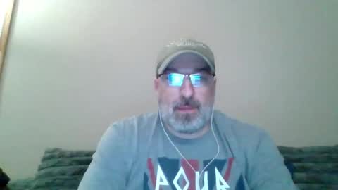 Snapshot of moondrake26 chatting on January 8, 7:10 am moondrake26 online show from January 8, 7:10 am