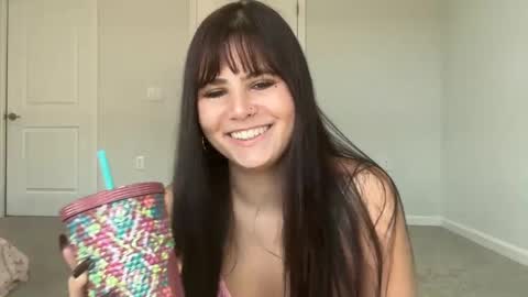 mooni minx online show from September 15, 7:58 pm