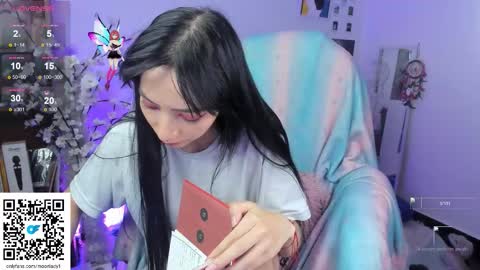 MOON  online show from November 23, 11:48 pm