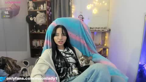 MOON  online show from March 26, 2:06 am