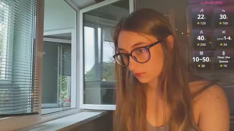 Snapshot of moonlight__lovers chatting on September 19, 3:34 pm Dana online show from September 19, 3:34 pm