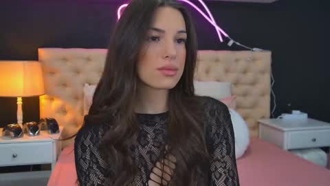 moonligt_iris online show from February 9, 6:17 am